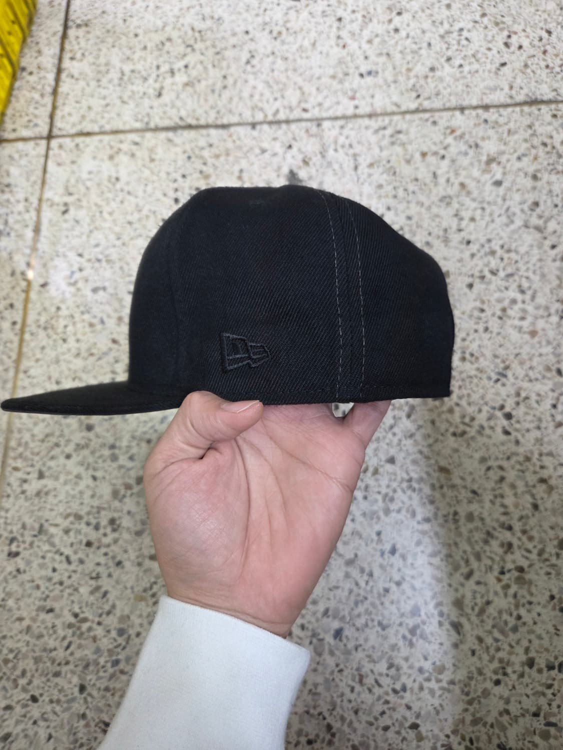 슈프림 뉴에라 모자 상품이미지2