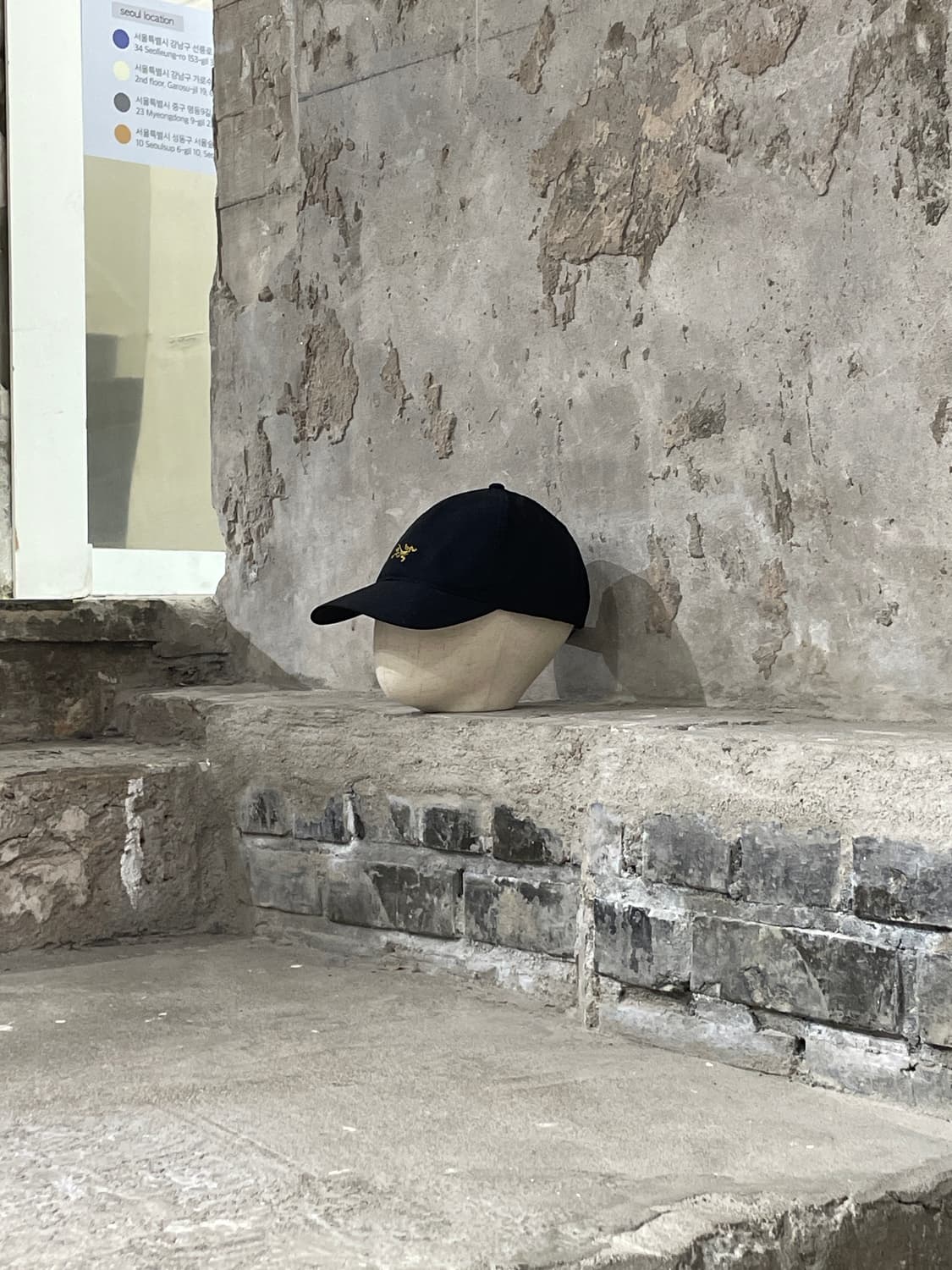 아크테릭스 블랙 스몰 버드 햇 상품이미지1