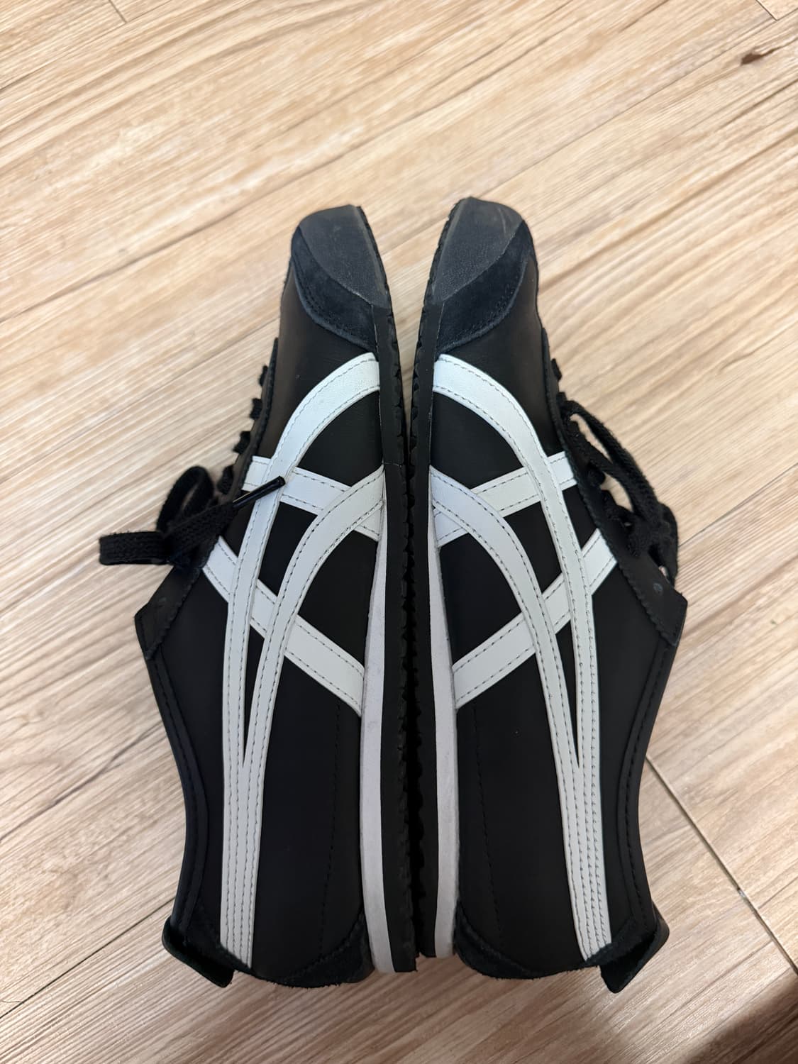 오니츠카타이거 멕시코 66 블랙 화이트 상품이미지4