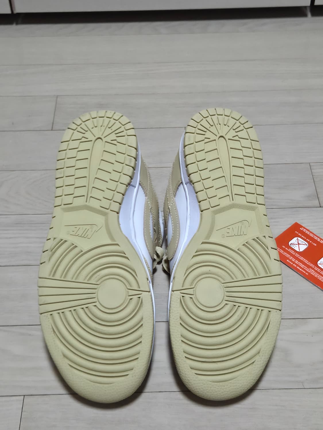 나이키 덩크로우 팀 골드앤화이트 / 화이트베이지 250 상품이미지5