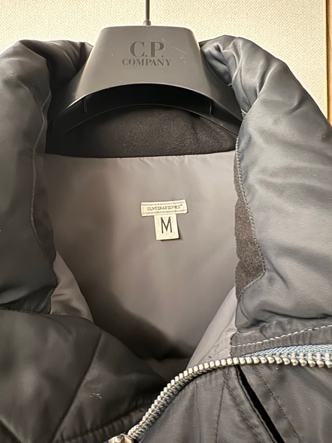 올리브드랩서비스 에어크루맨 파카 v2 블랙 상품이미지3