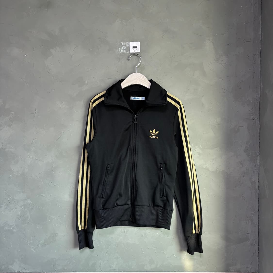 아디다스 파이어버드 백로고 져지 트랙탑 검금 상품이미지1