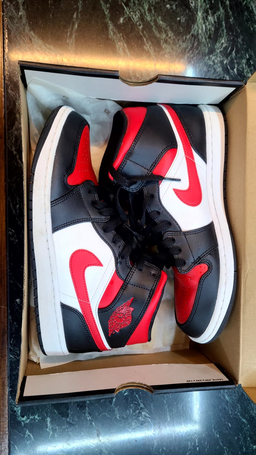나이키 에어조던 미드1 블랙 파이어레드 275 상품이미지5