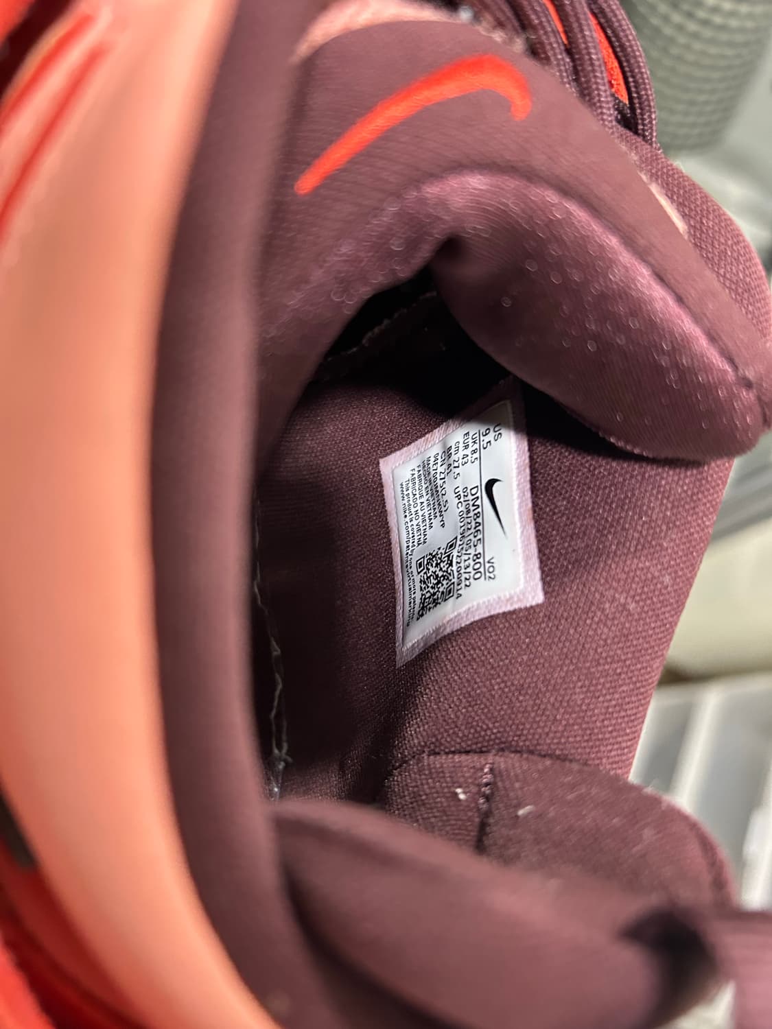 나이키 엠부쉬 에어저스트 상품이미지2