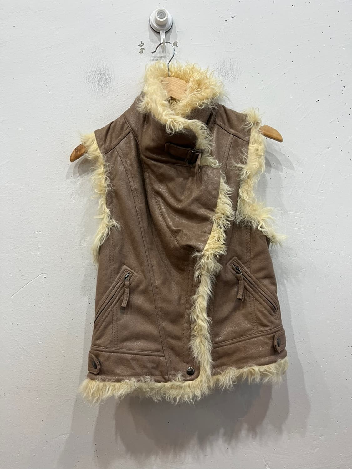 mesense 무스탕 양털 베스트 조끼 상품이미지1