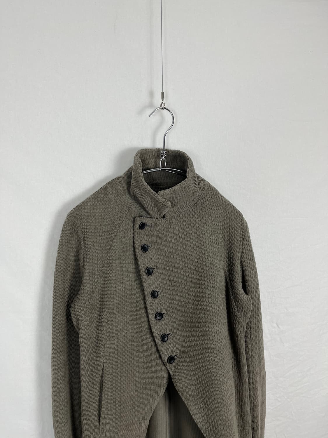 Bajra 비대칭 와이어 카라 와플 코튼 자켓 상품이미지5