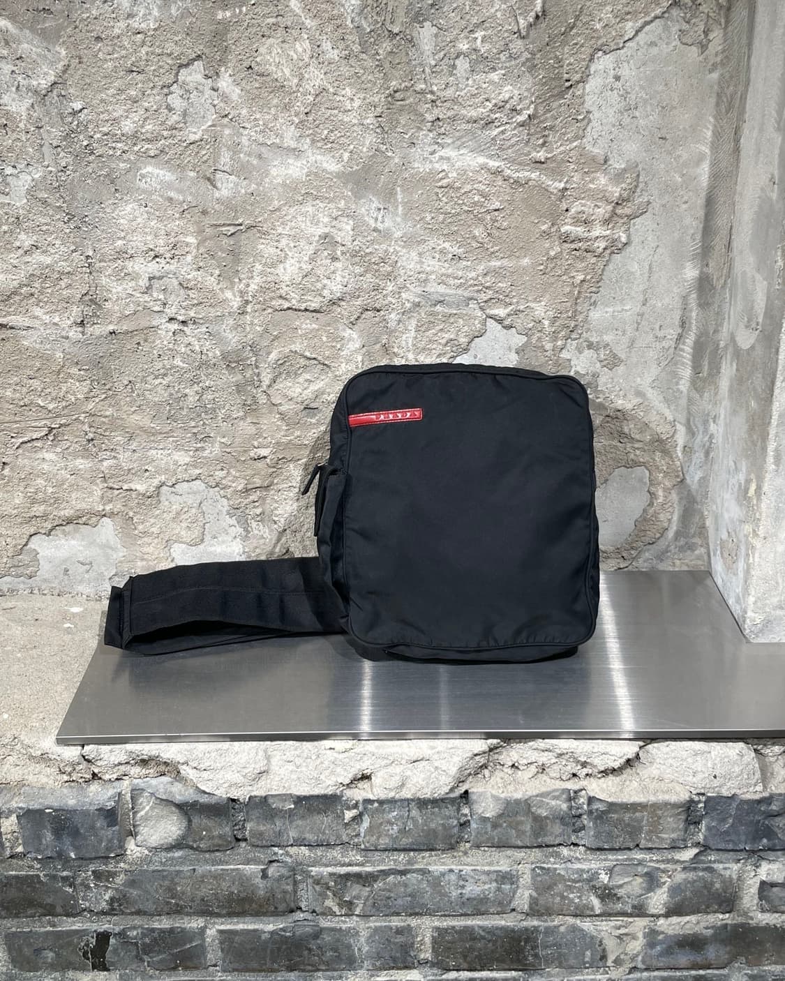 프라다 스포츠 네로 나일론 슬링백 상품이미지3