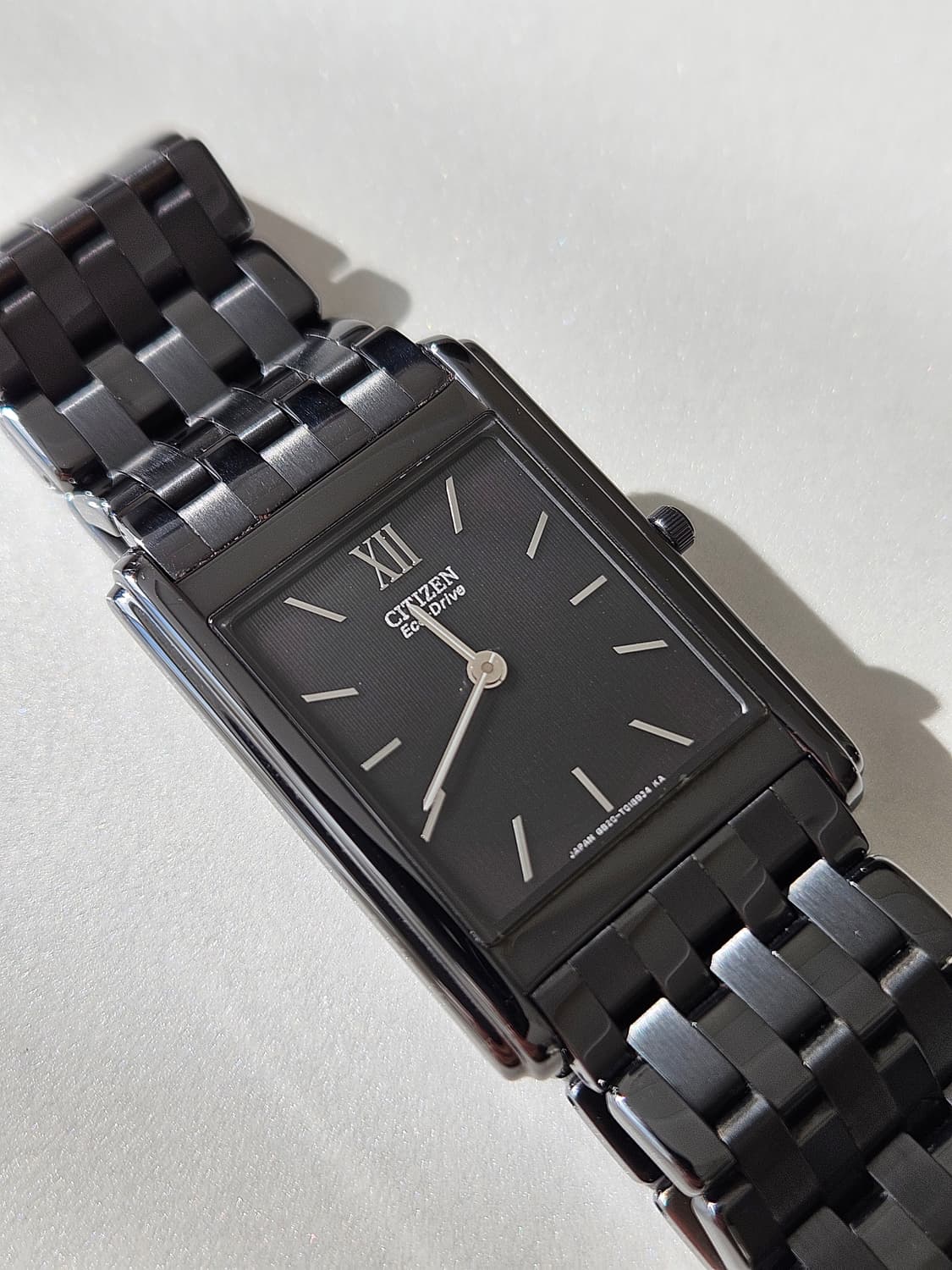 시티즌 에코드라이브 사각 블랙 메탈시계 상품이미지1