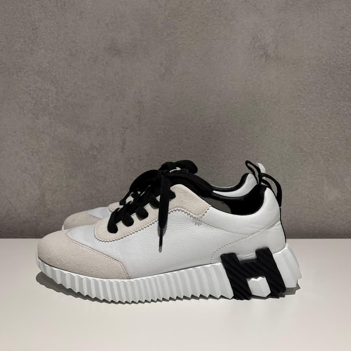 에르메스 바운싱 고트스킨 스니커즈 상품이미지3