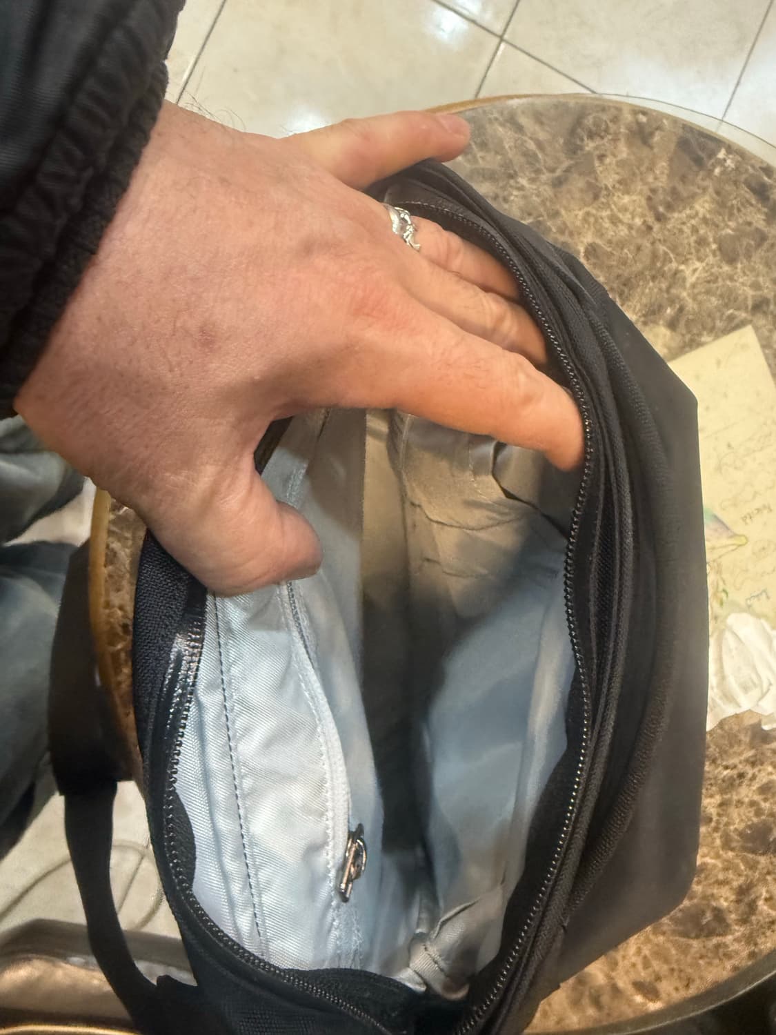 정품 아크테릭스 아로8 팝니다 상품이미지7