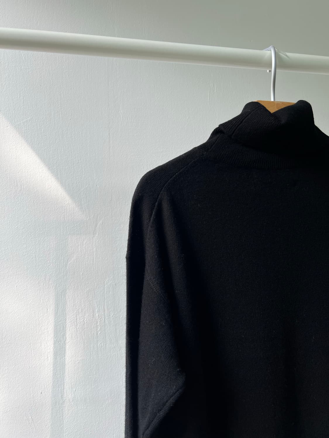 비이커 울 캐시미어 폴라 니트 상품이미지7