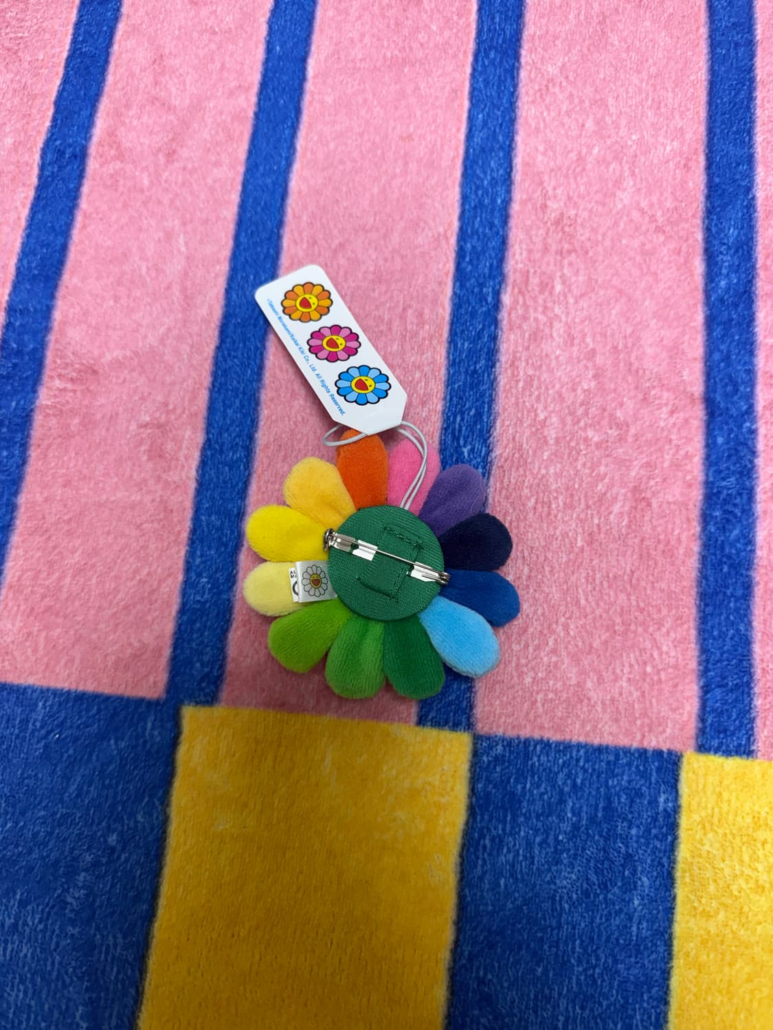 카이카이키키 플라워 키체인 레인보우 블랙 상품이미지2