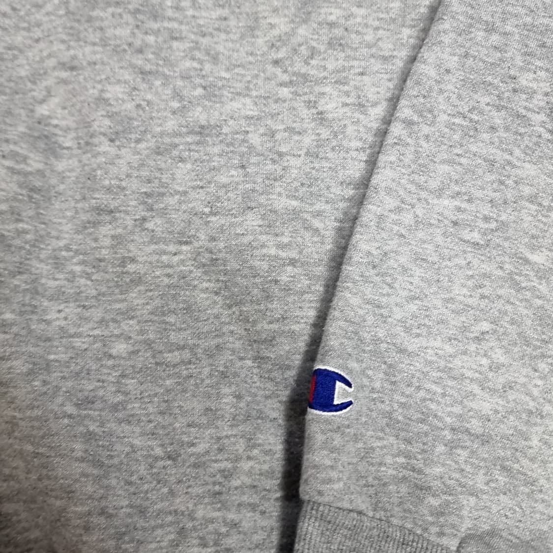 한국에서 생산된 챔피온 맨투맨티 그레이(100) 상품이미지4