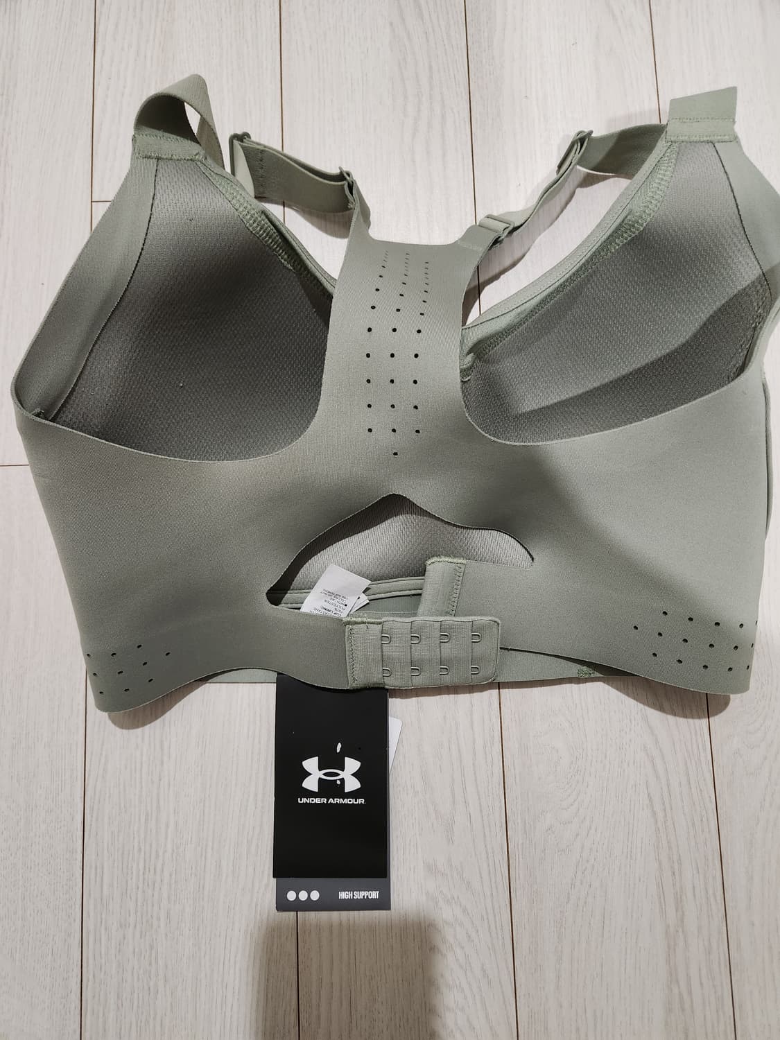 택새상품)언더아머 여성 UA 업리프트 하이 스포츠 브라 32D

정가89 상품이미지4