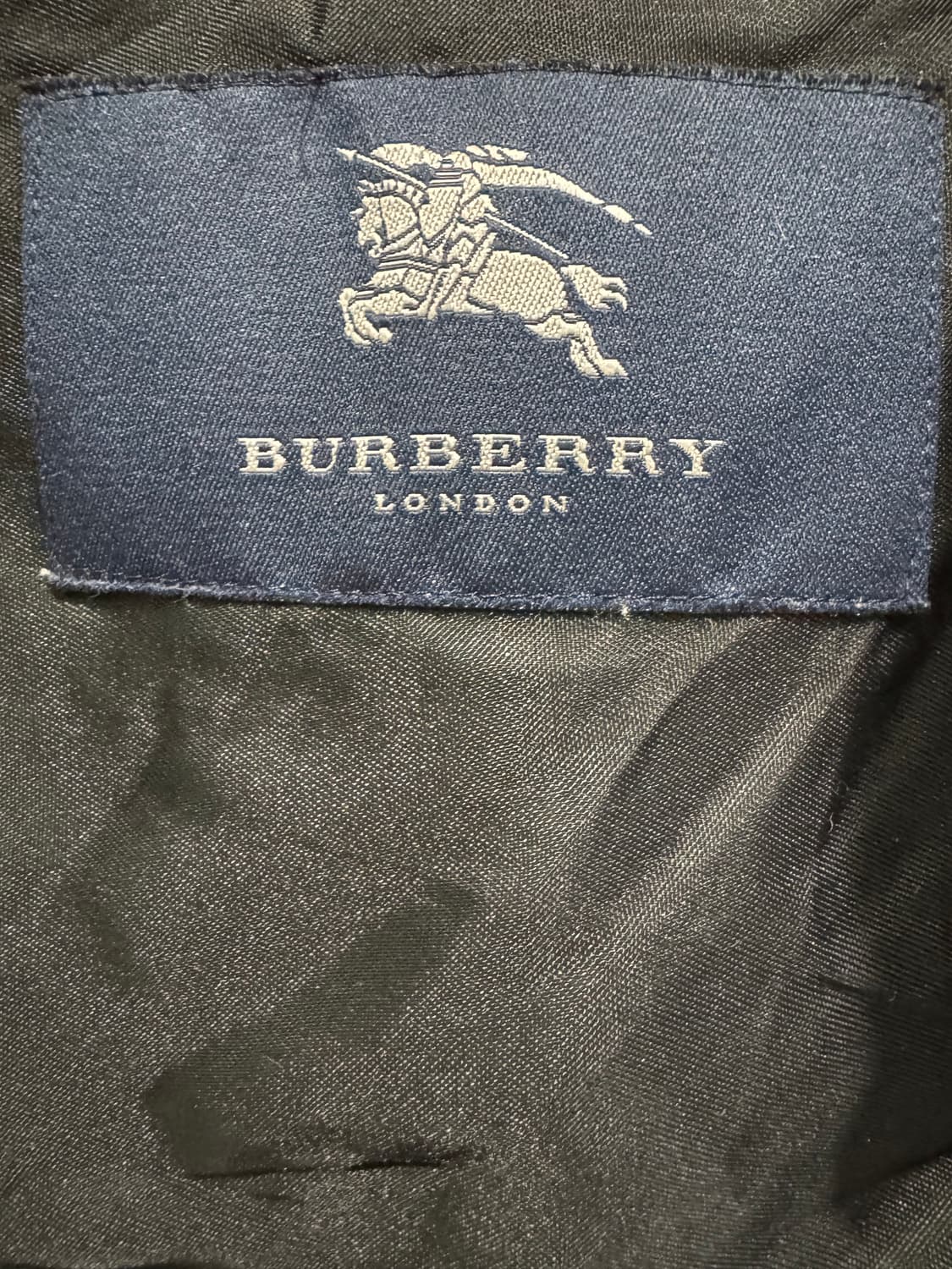 버버리 런던 블랙 왁싱코팅 코트 40 정품 상품이미지5