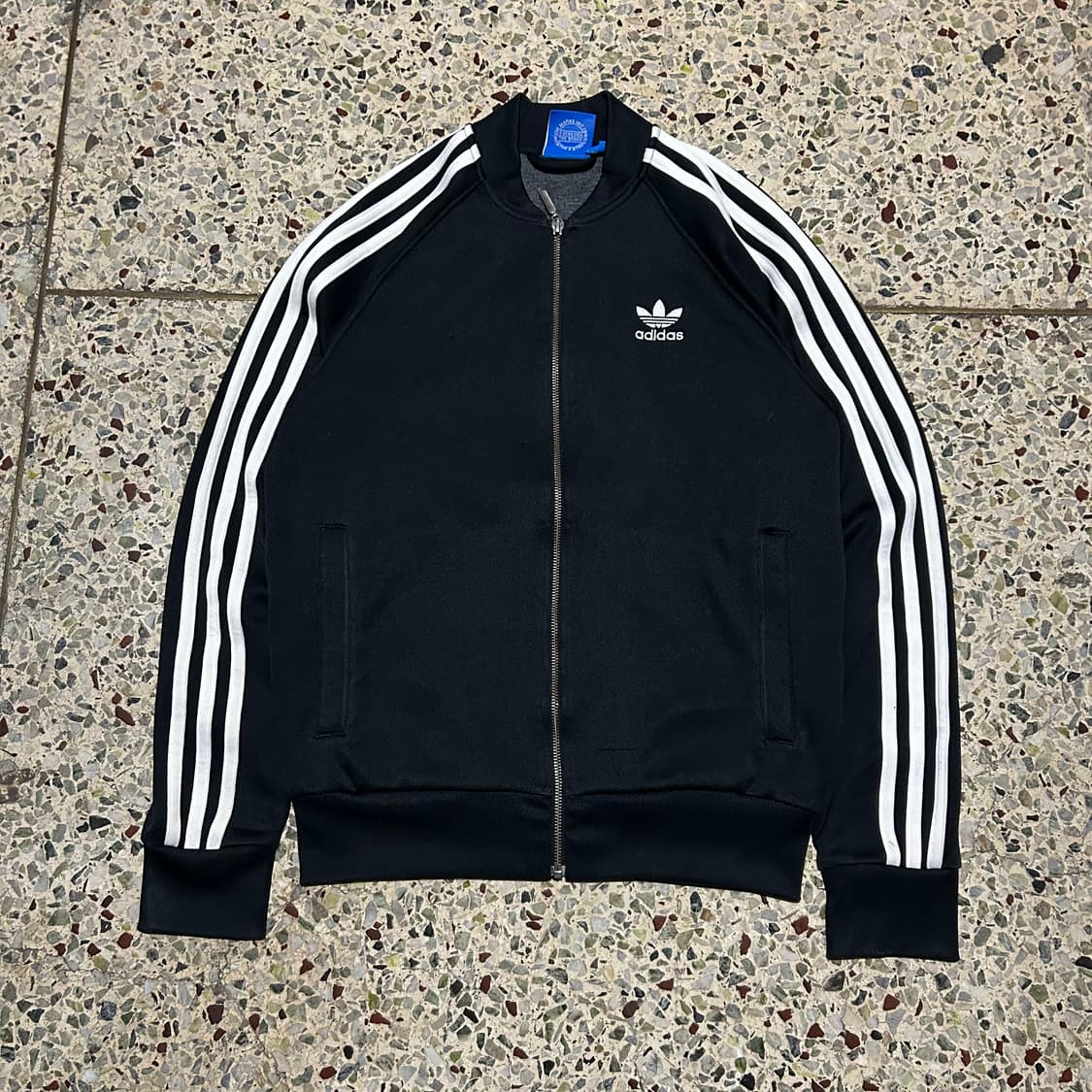 아디다스(ADIDAS) 슈퍼스타 블랙 트랙탑 져지 상품이미지1