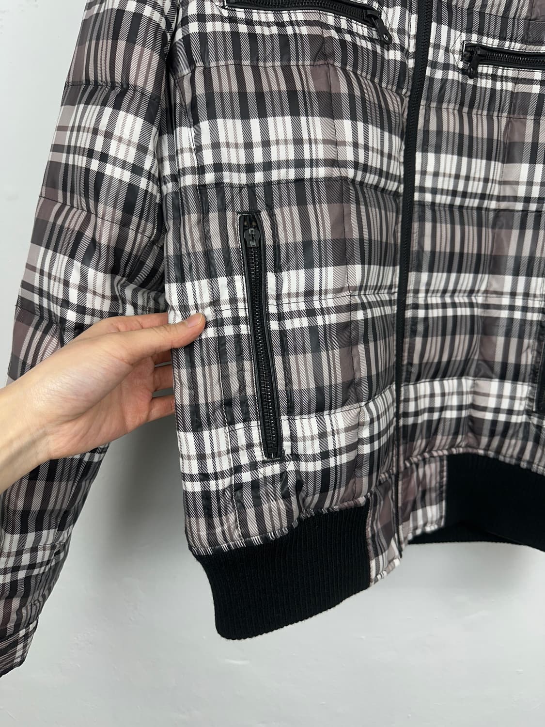 Semantic Design check pattern bomber pad 상품이미지5