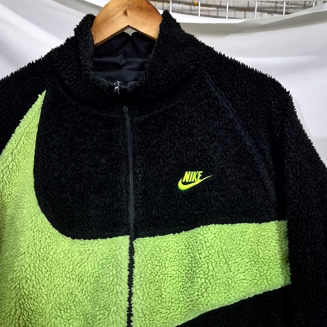 Nike 나이키 빅 스우시 리버시블 자켓 상품이미지4