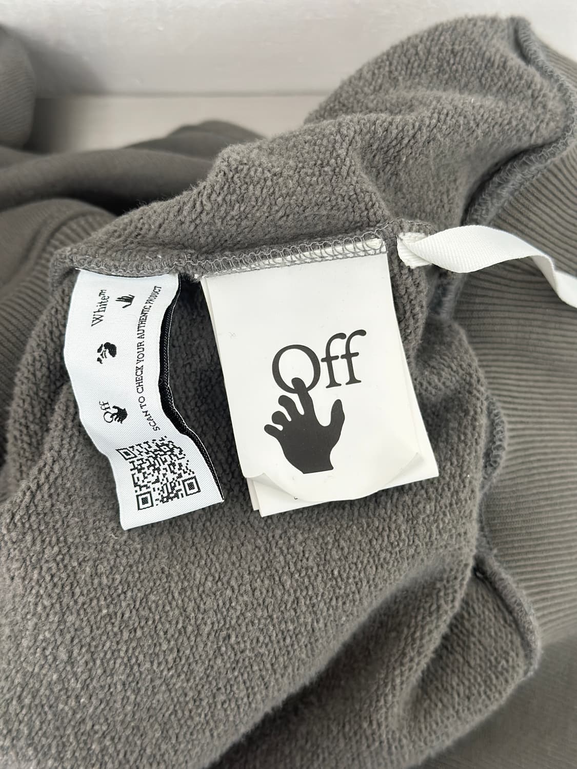 오프화이트 23SS 테디 에로우 스틸 후드티  상품이미지5