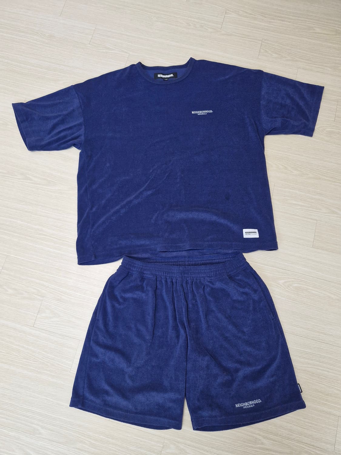 네이버후드 반팔반바지 세트 상품이미지1