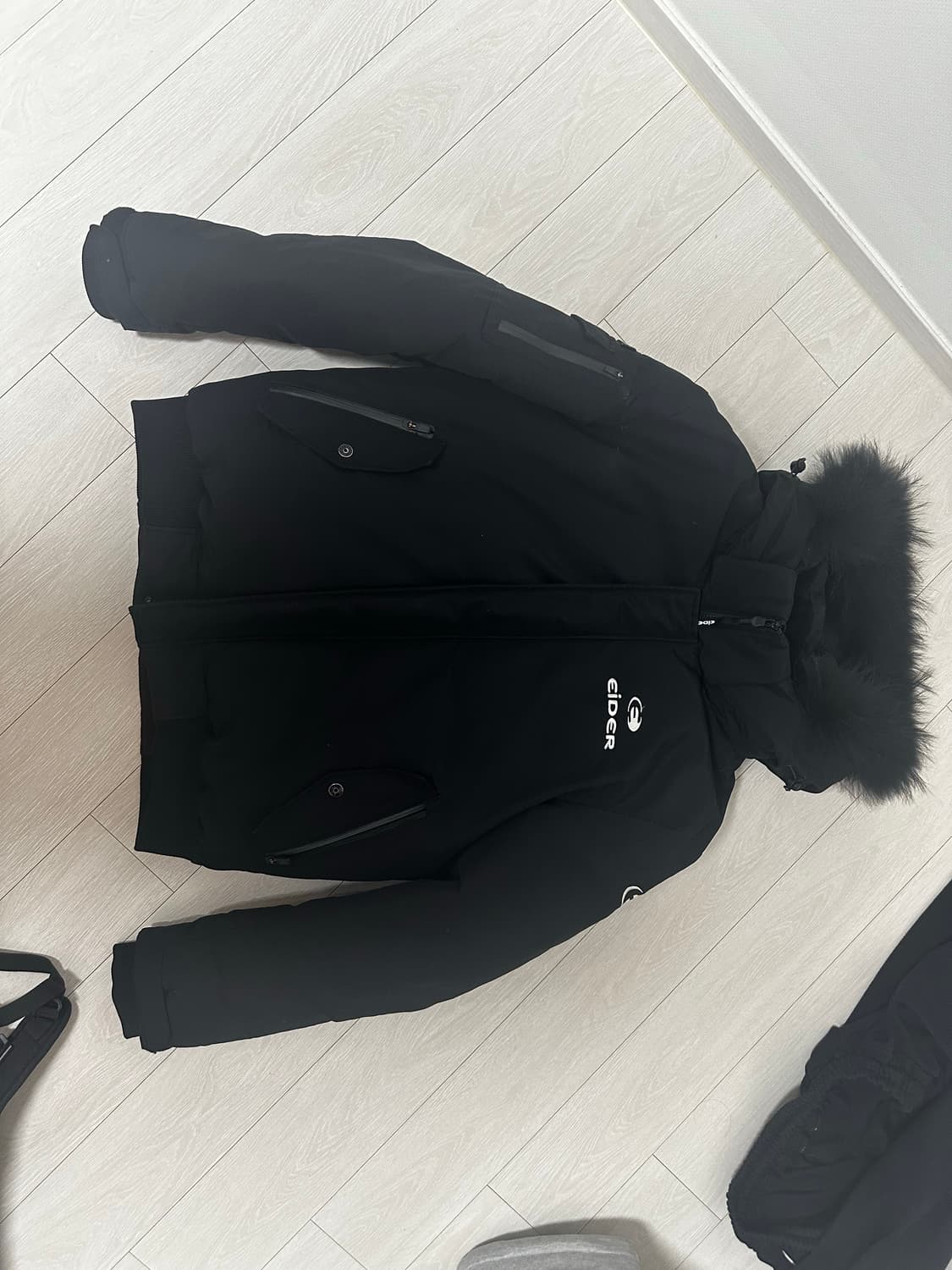 아이더스투키패딩블랙 상품이미지1