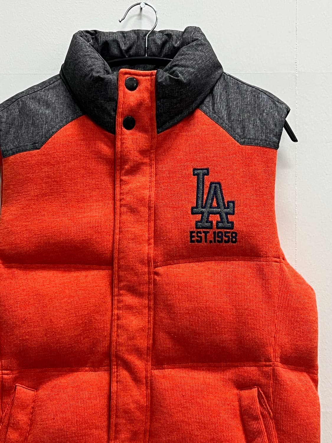 MLB LA다저스 니트 조끼 솜 패딩 자켓 오렌지 상품이미지3