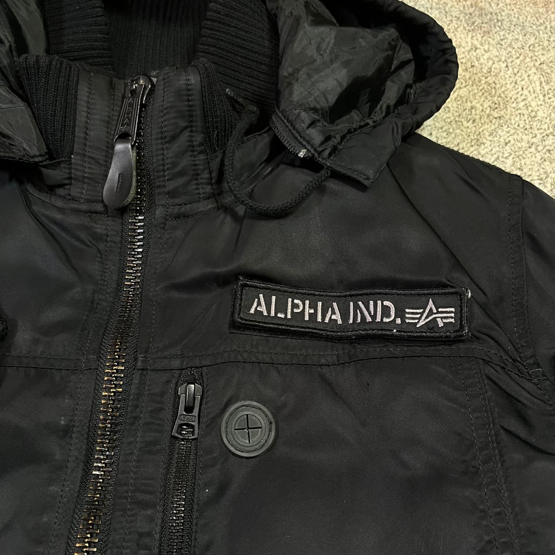 알파 인더스트리 후드 항공 점퍼 상품이미지2