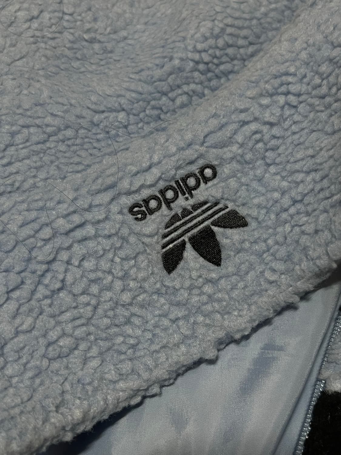 아디다스 빅 트레포일 쉐르파 자켓 빅로고 후리스 집업 블루 상품이미지2