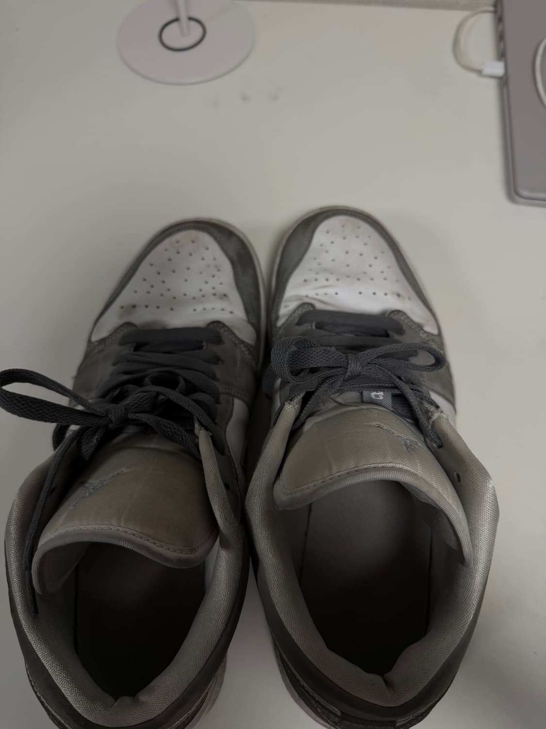 조던 1 로우 화이트 울프 그레이 285 상품이미지4