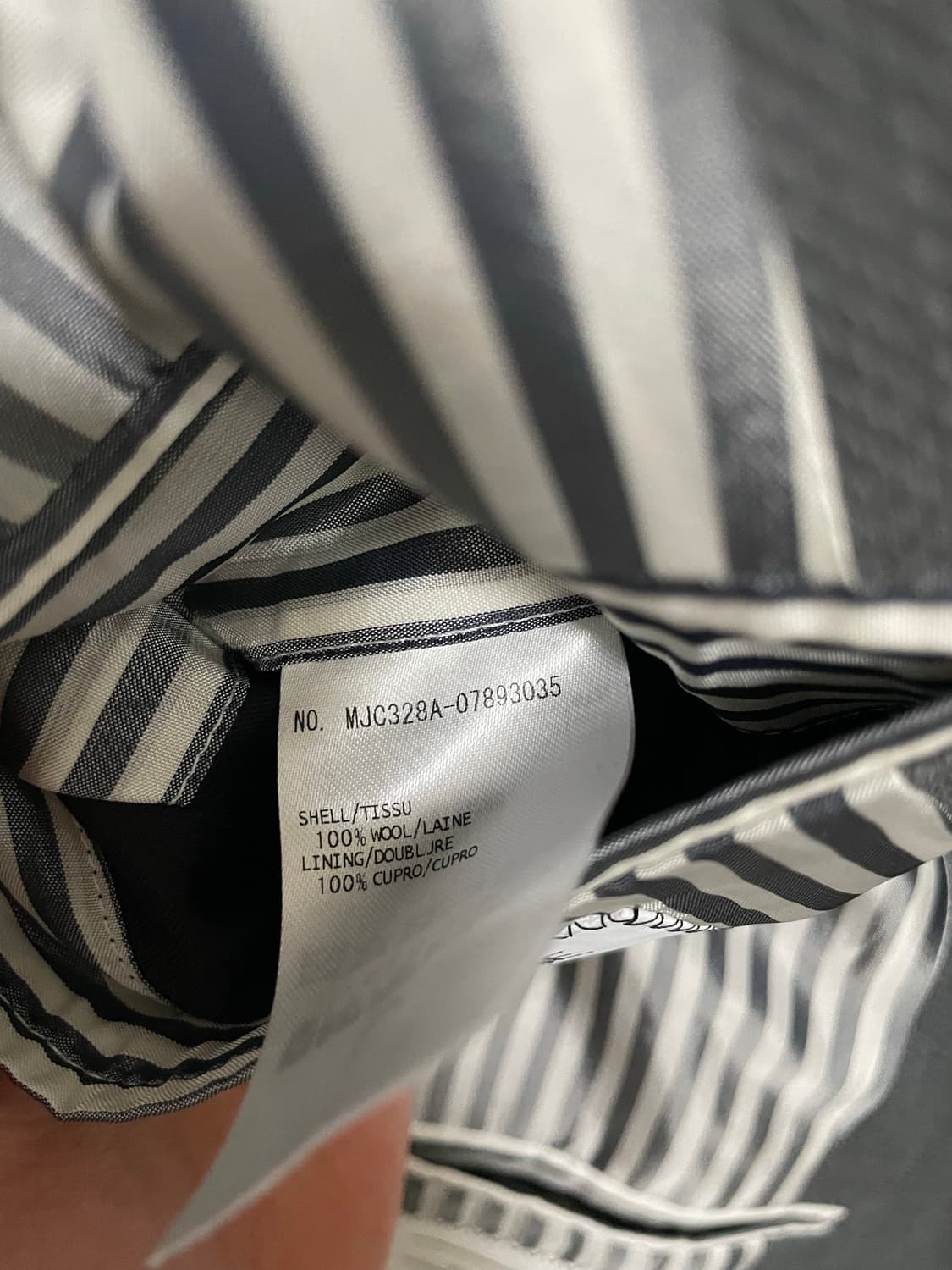 톰브라운 울 블레이저 5사이즈 상품이미지5