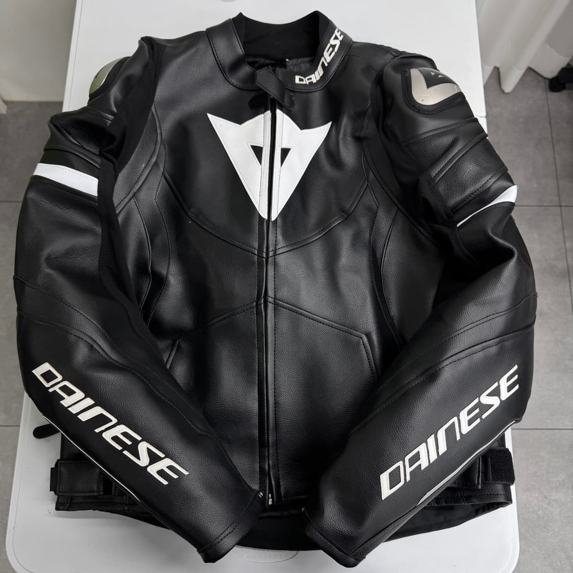 다이네즈 자켓  상품이미지1