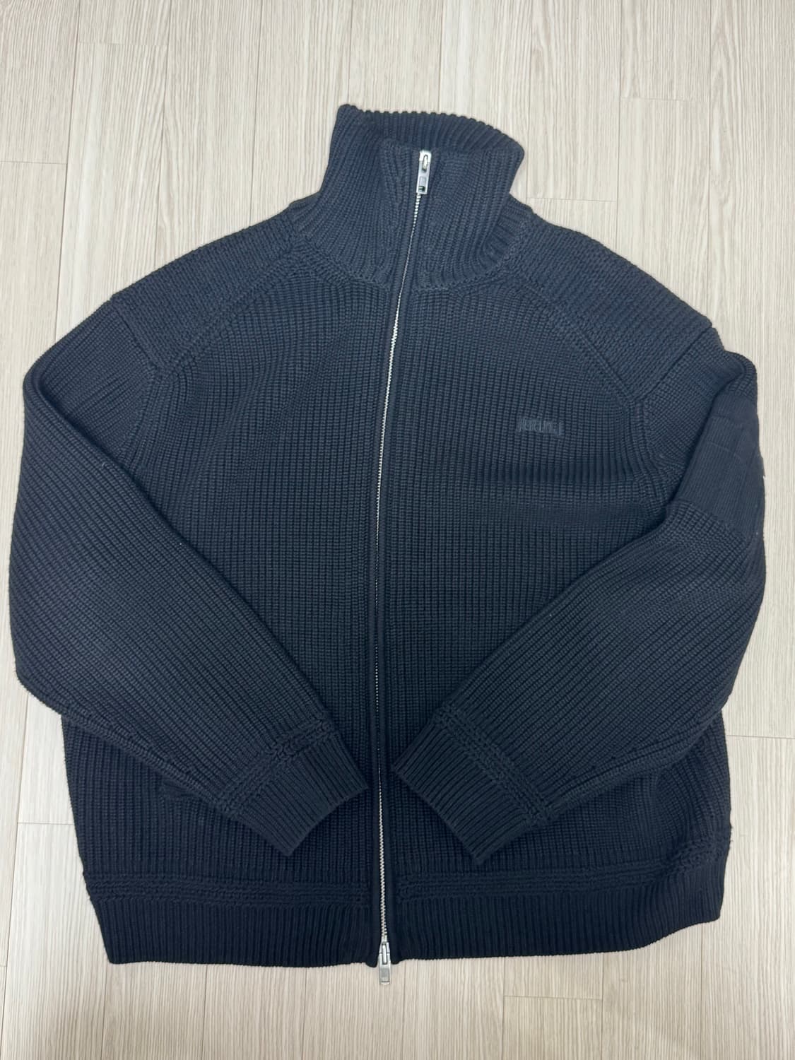 25fw 준지 하이넥 집업 니트 L 상품이미지1