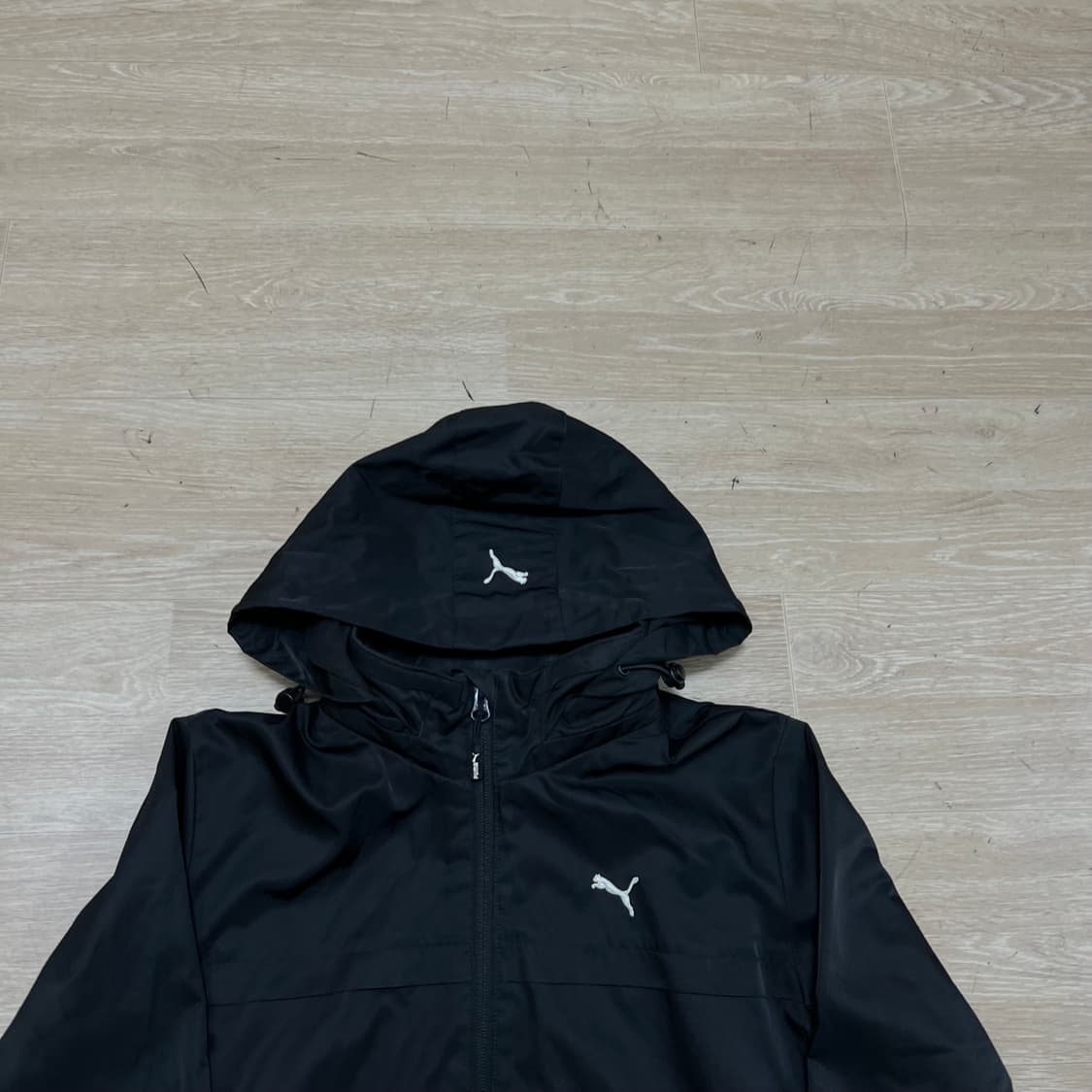푸마 리핑캣 로고 바람막이 후드자켓 [블랙] S/90 상품이미지2