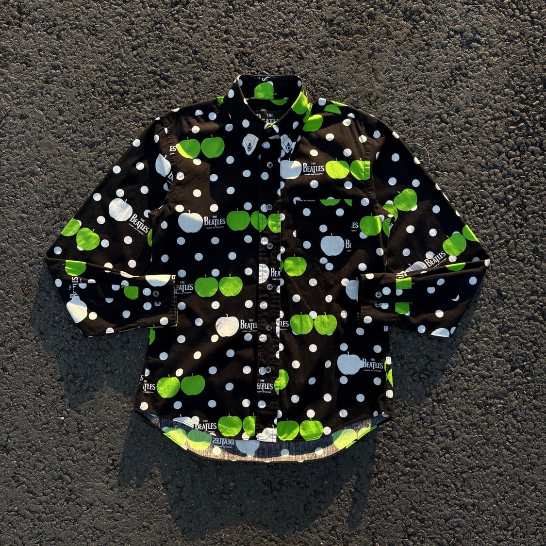 Comme Des Garcons x Beatles 그래픽 애플 도트 셔츠 상품이미지2