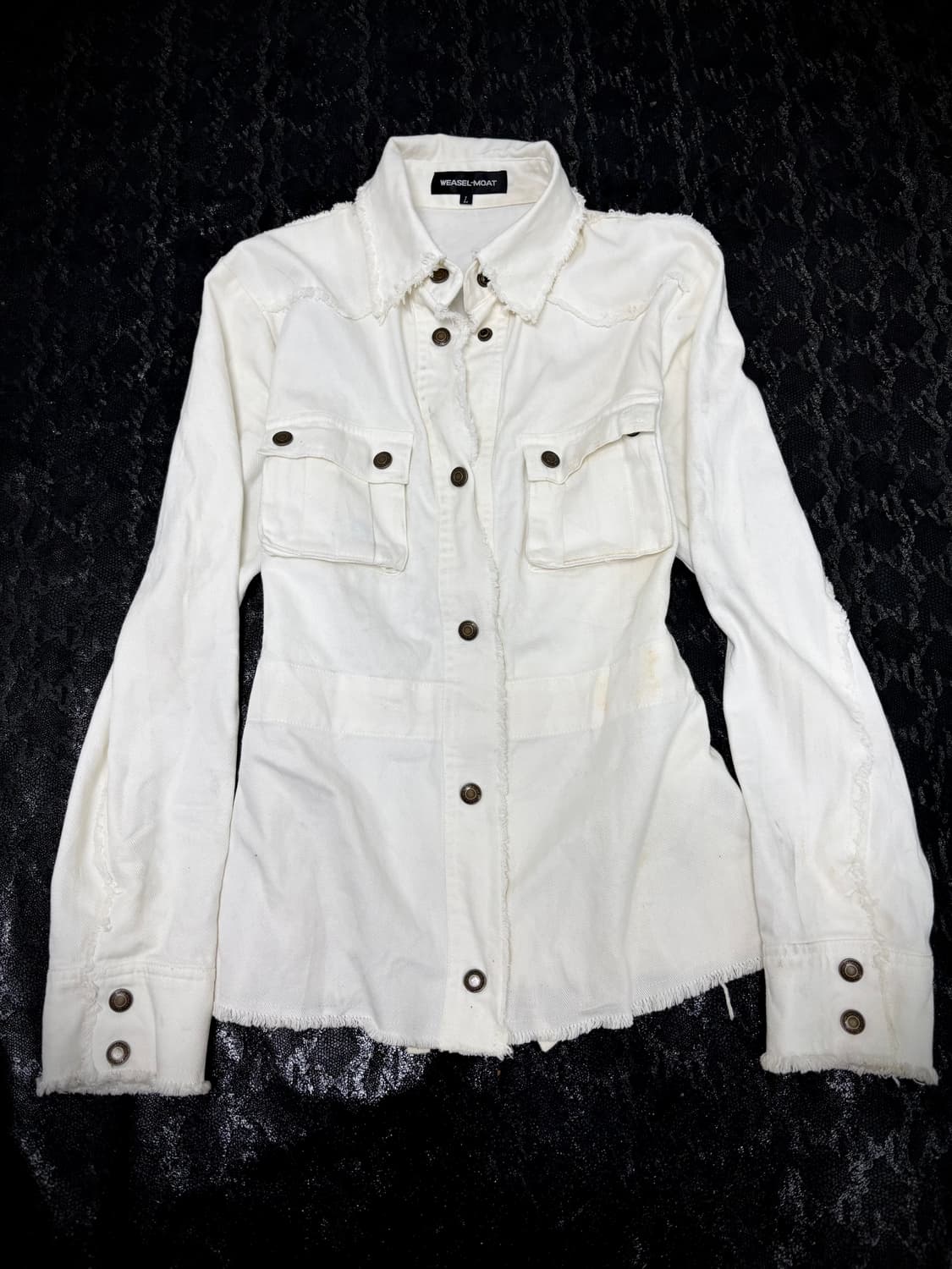 “Vintage” Grunge Cutting Detail White Ja 상품이미지4