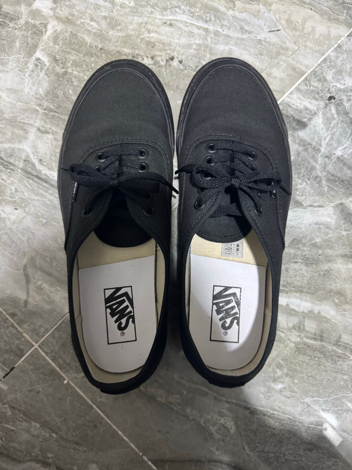 반스 애너하임 어센틱 270사이즈 판매합니다 상품이미지2