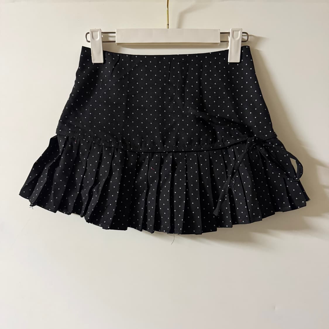 새상품 여자 도트 플리츠 미니스커트 (블랙) M 상품이미지1