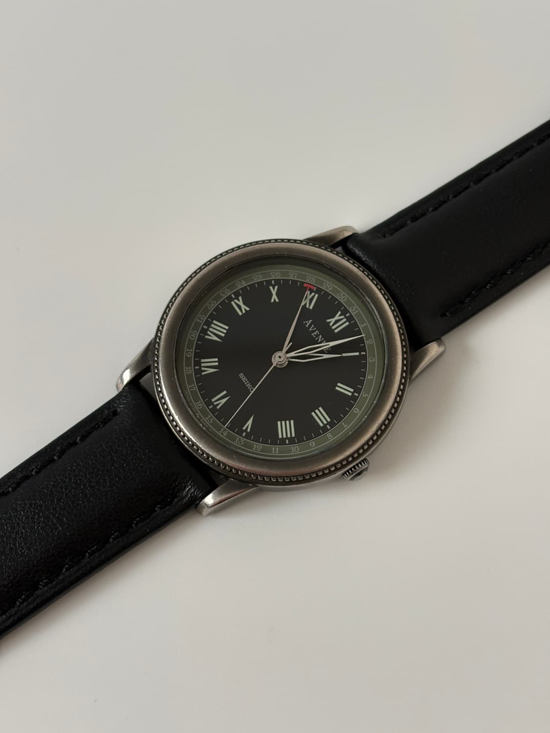 1990s Avenue Coin Bezel Black Quartz 상품이미지4