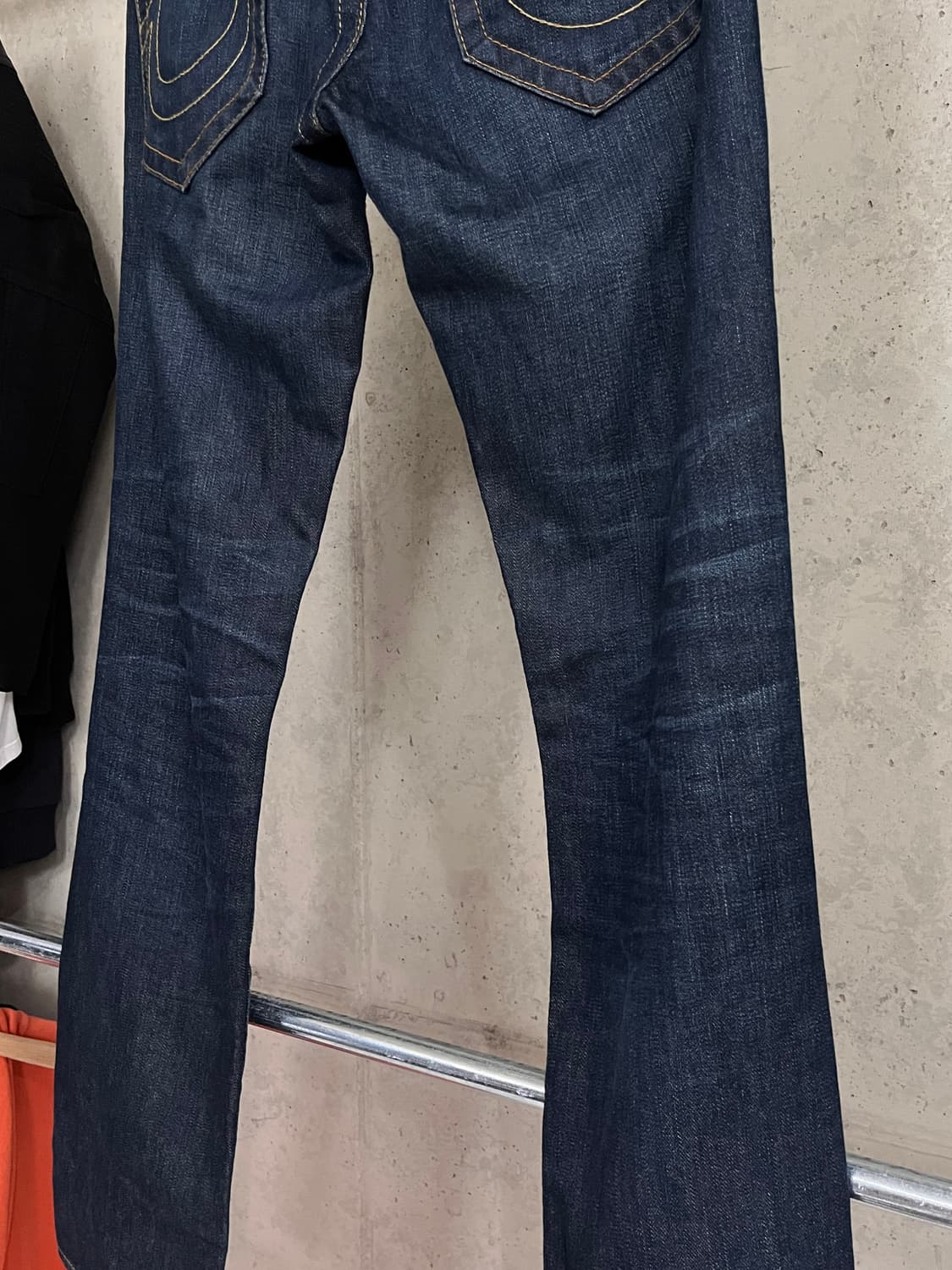 TRUE RELIGION LOGAN SUPER T DENIM PANTS 상품이미지5