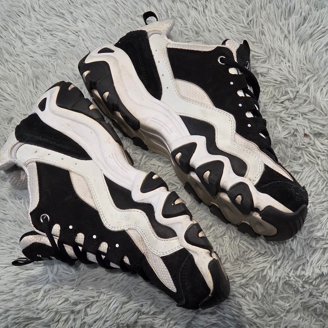 3w-2:스케쳐스 디라이트 2 블랙 화이트 235cm 상품이미지6