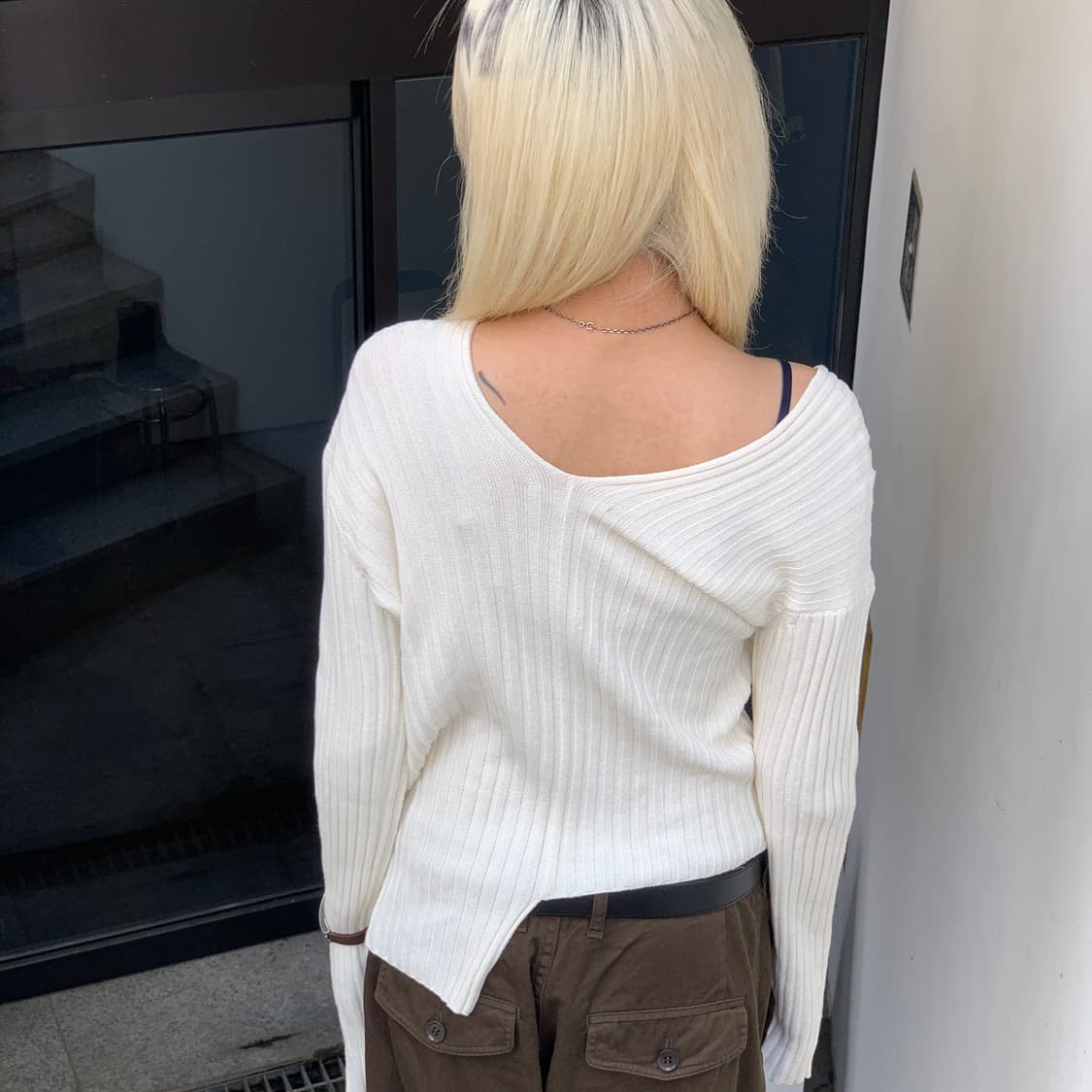 헬무트랭 언발란스컷 오프숄더 상품이미지3