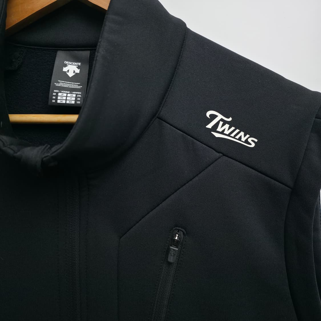 [XXL] 데상트 LG트윈스 블랙 플리스 안감 베스트 상품이미지4