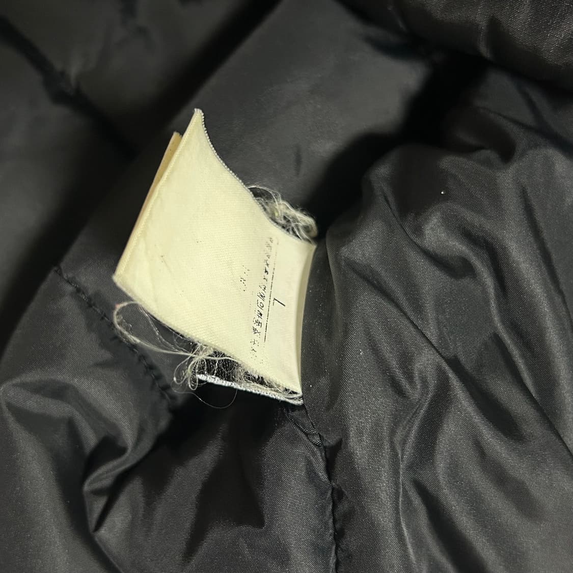 노스페이스 경량패딩 푸퍼 패딩 자켓 블랙 100 L  상품이미지8