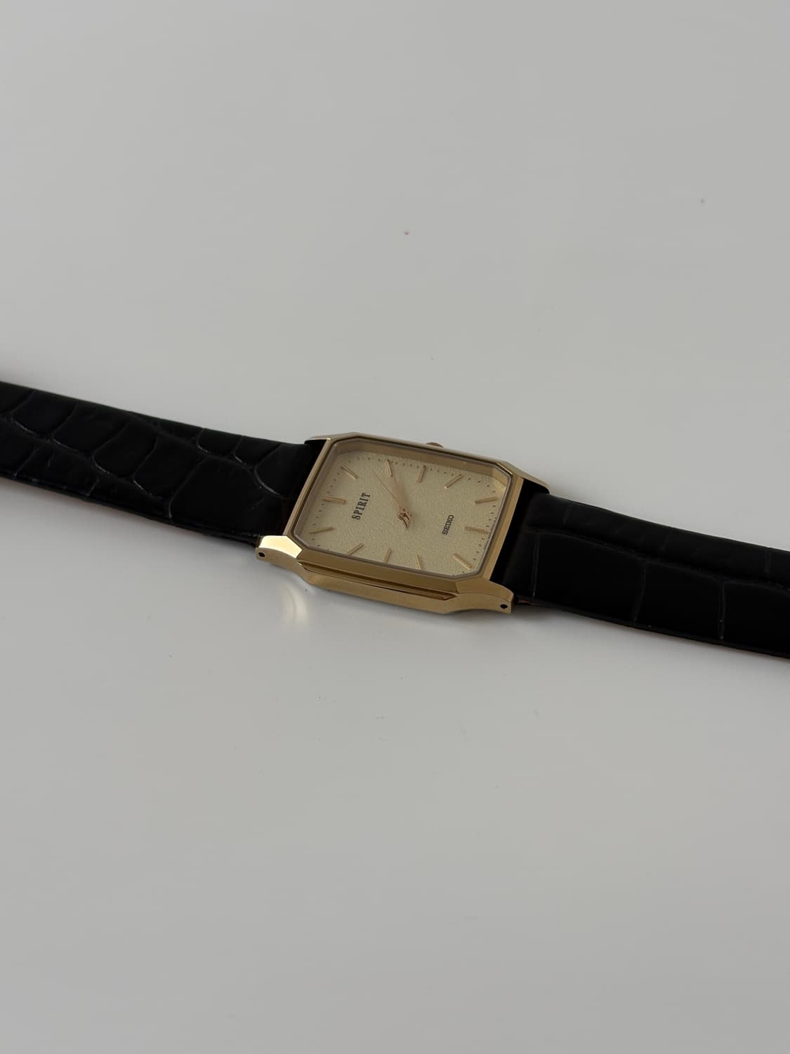 세이코 1980년대 Spirit 텍스쳐 다이얼 골드 탱크 쿼츠 남성 상품이미지6