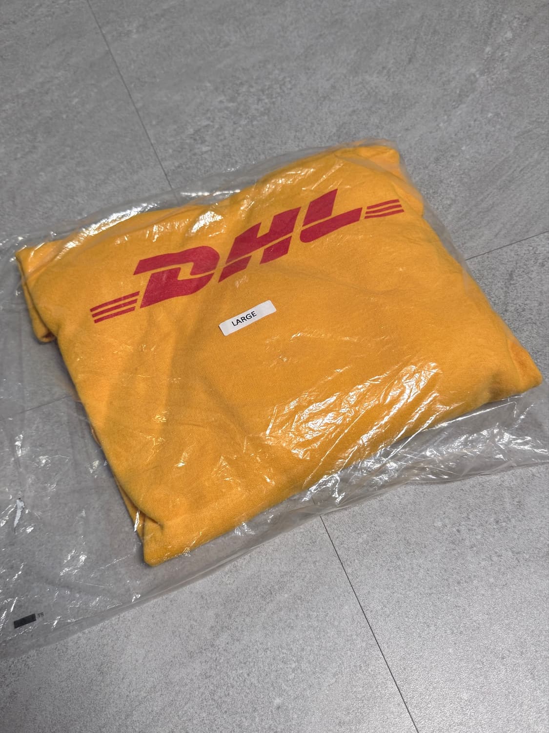 [L] 안티소셜소셜클럽 X DHL 후드티 옐로우 상품이미지3