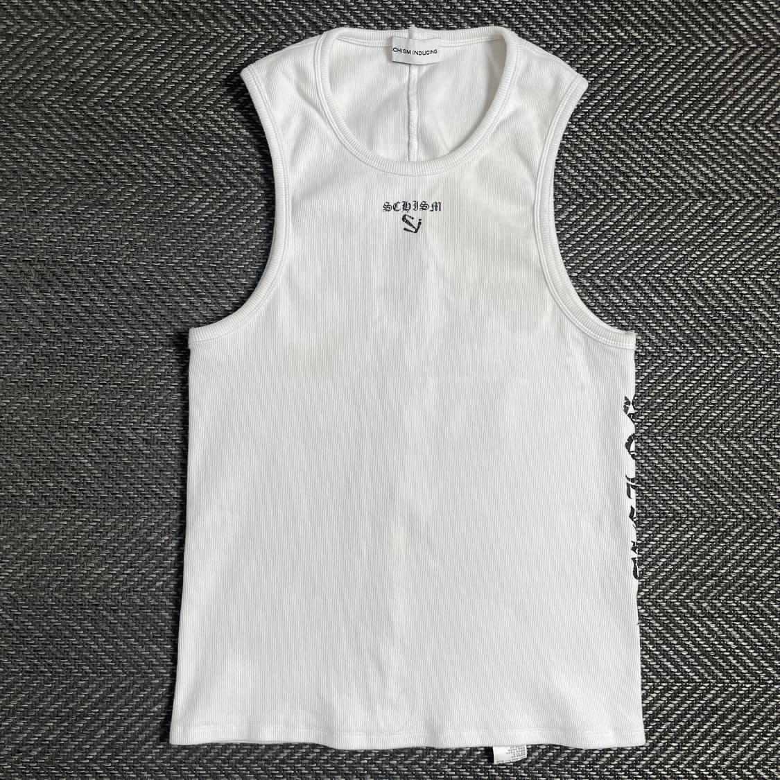 스키즘 인듀싱 로고 디테일 머슬 탑 슬리브리스 화이트o 4856 상품이미지1