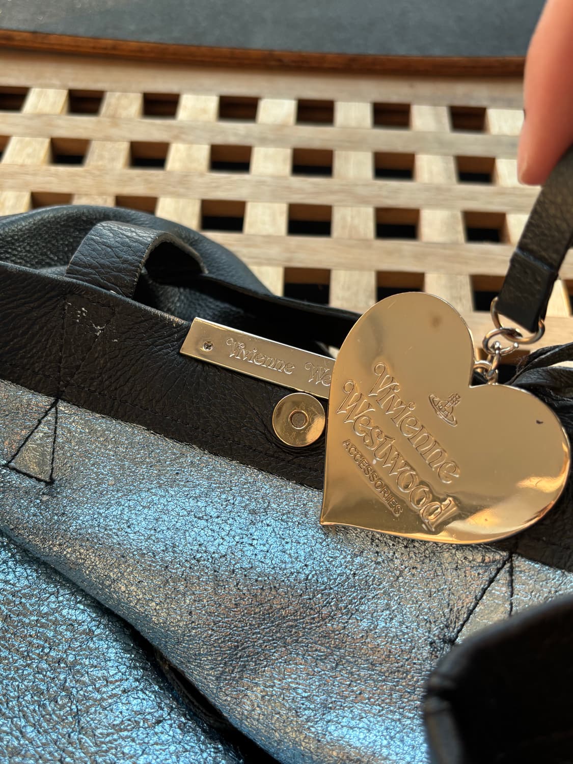 비비안웨스트우드 orb 숄더 빅백 상품이미지3