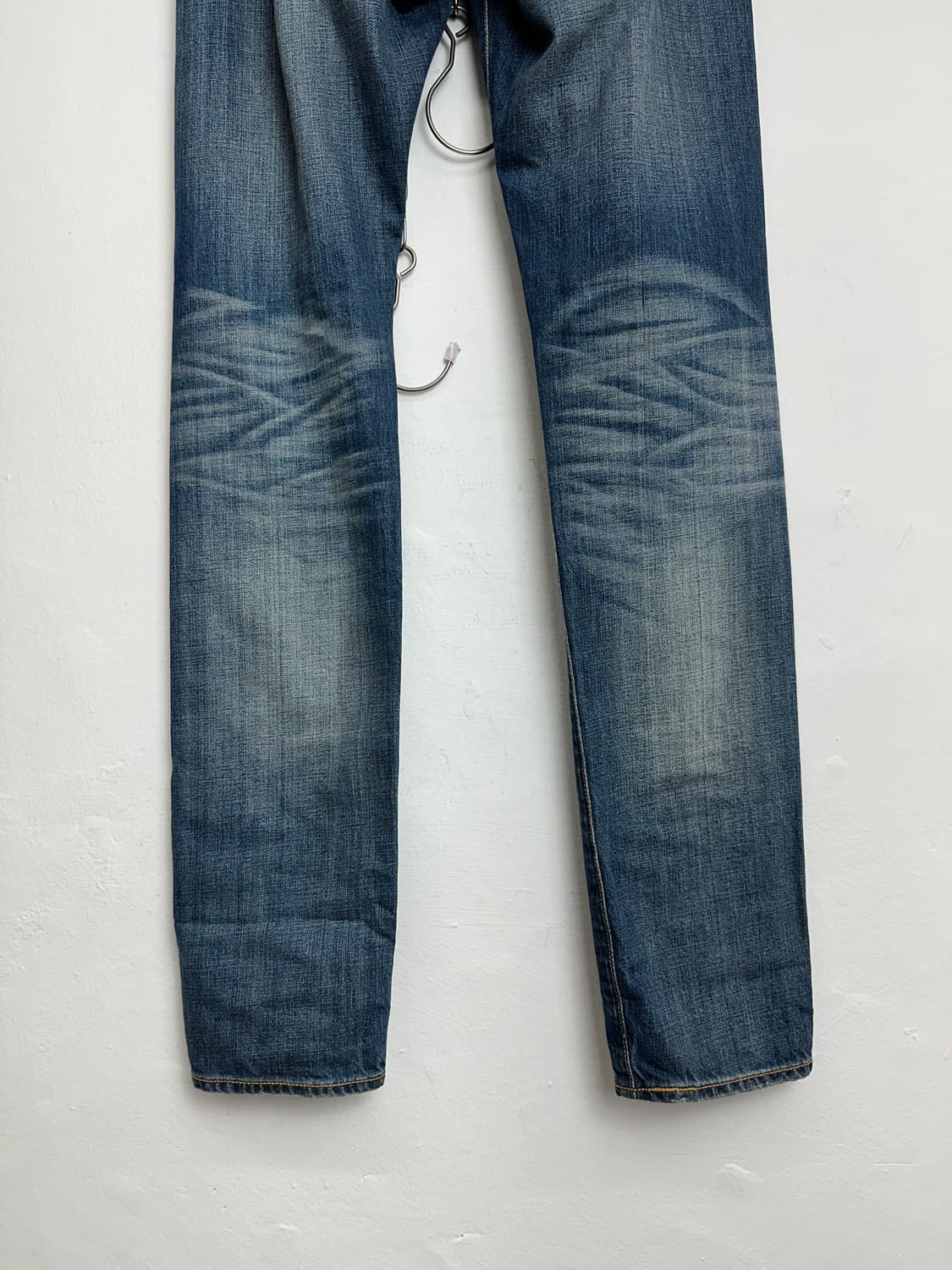 Levi’s 508 Distressed Slim Straight Deni 상품이미지8