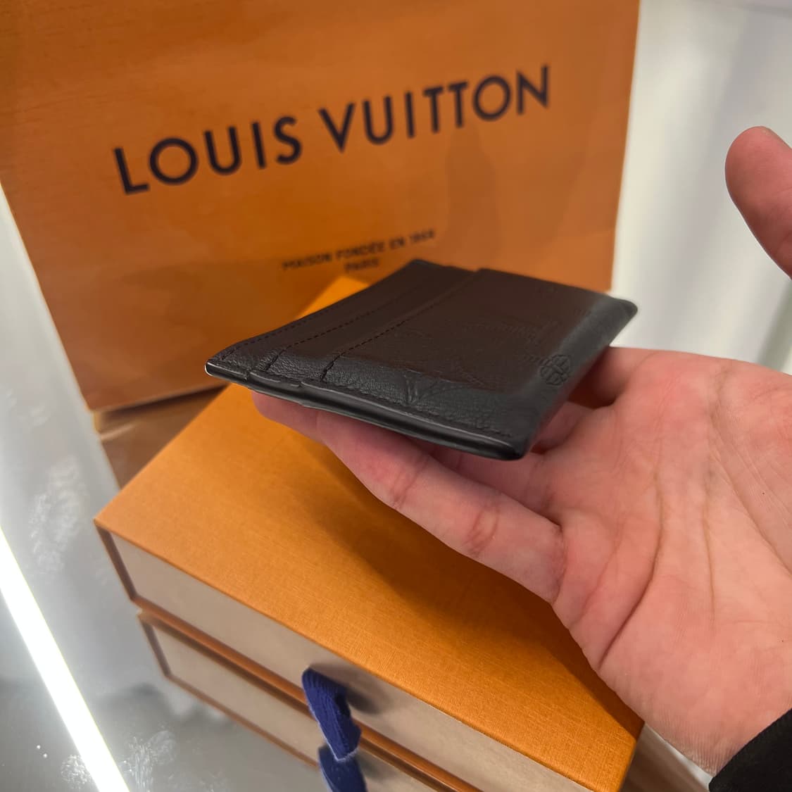 루이비통 쉐도우 카드지갑
 상품이미지3