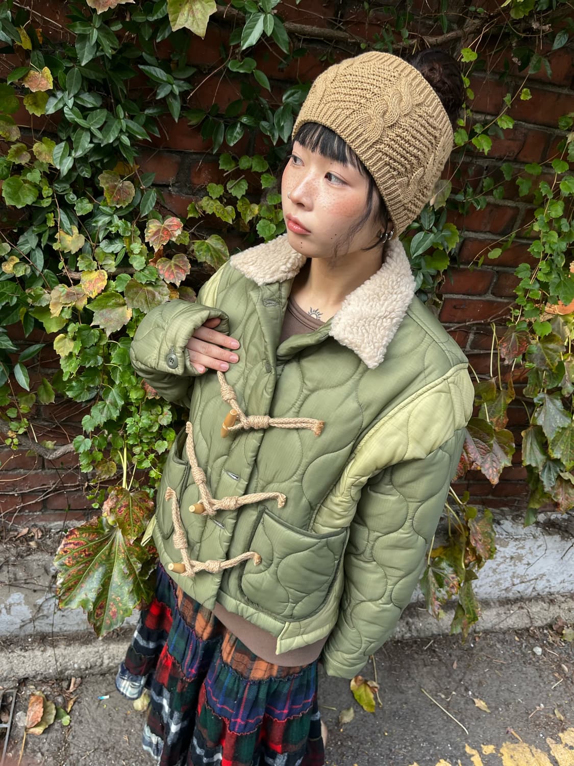 카키 패티 퀼팅 더플 디자인 아우터 상품이미지4